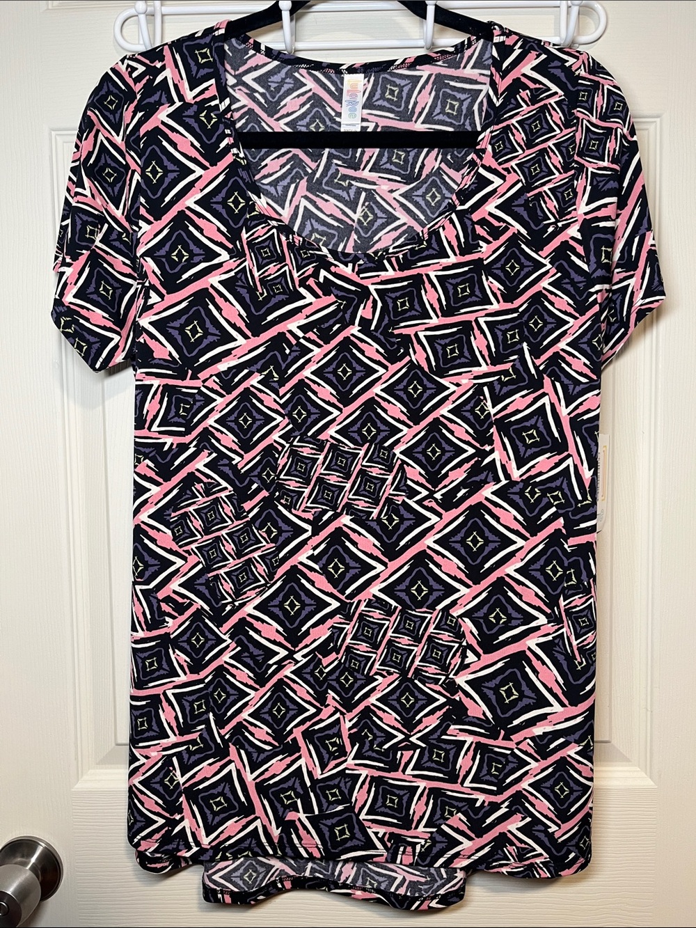 LuLaRoe Geometric Short Sleeve Top in Pink, Black & White